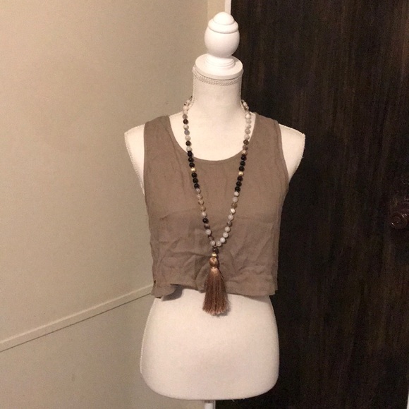 Forever 21 Tops - Forever 21 Tan crop top - Small Forever 21 Tops - Forever 21 Tan crop top - Small